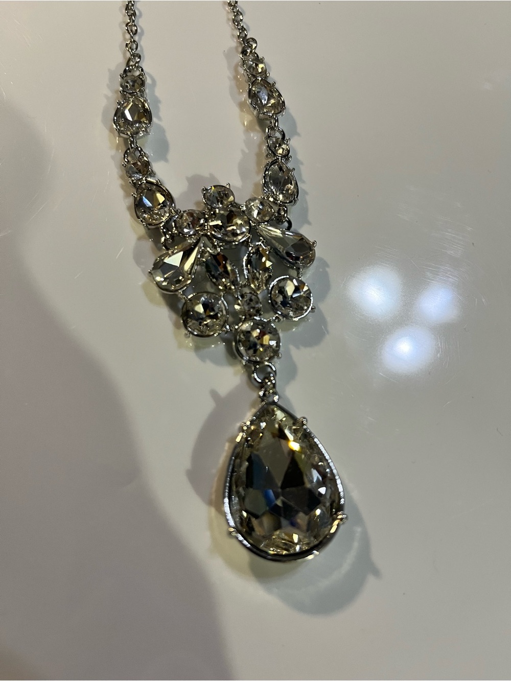 Source Unknown Silver Crystal Teardrop Statement Necklace NWOT